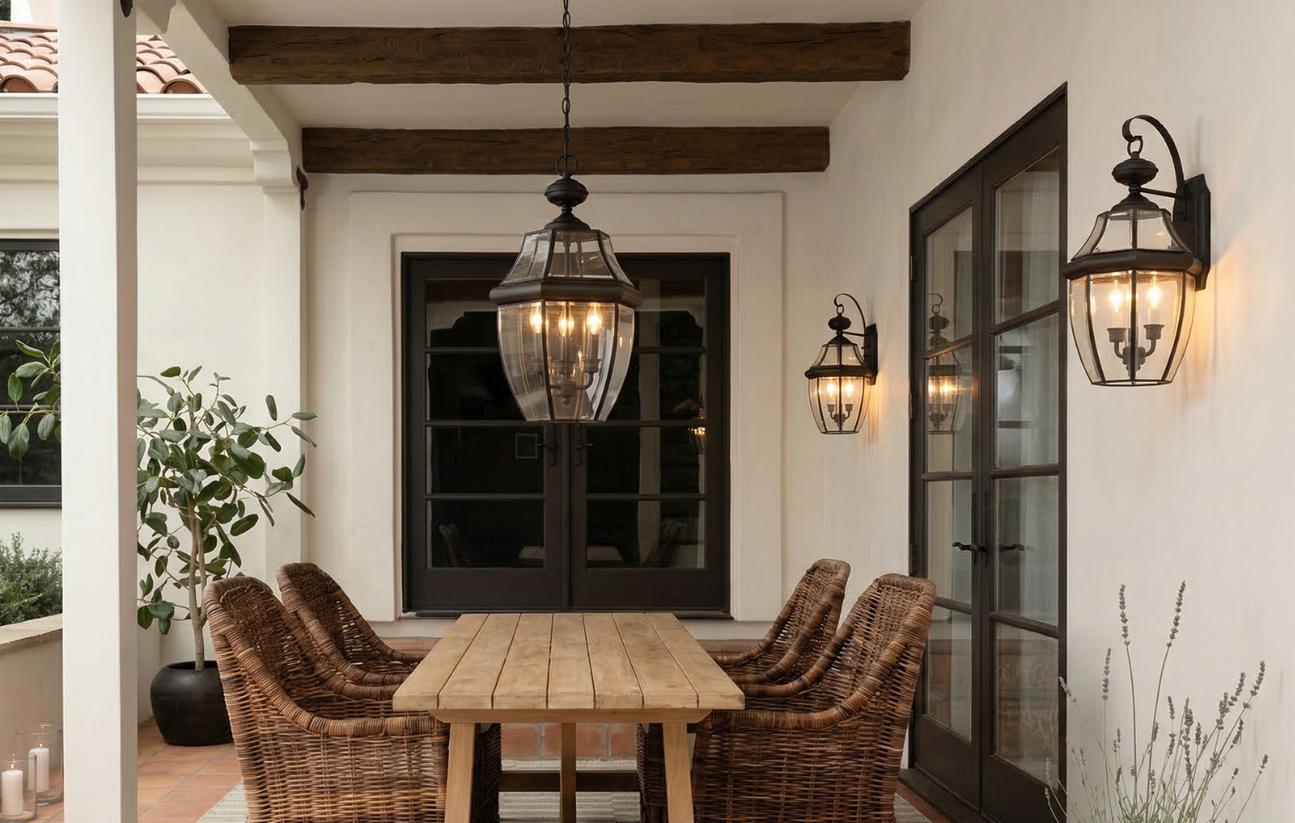 Outdoor Lighting Ideas to Refresh Your Space This Summer