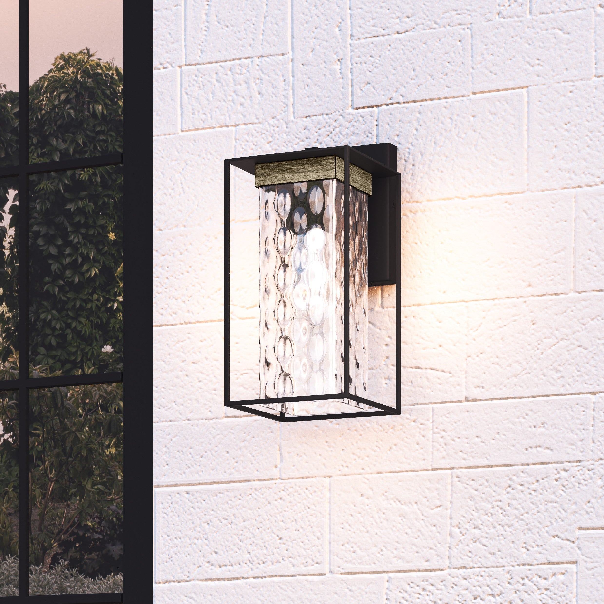 Longwood Wall Light