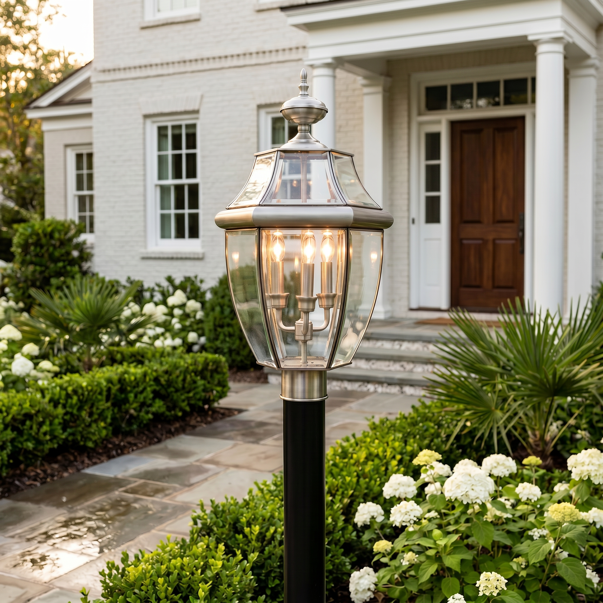 Newbury Post Light
