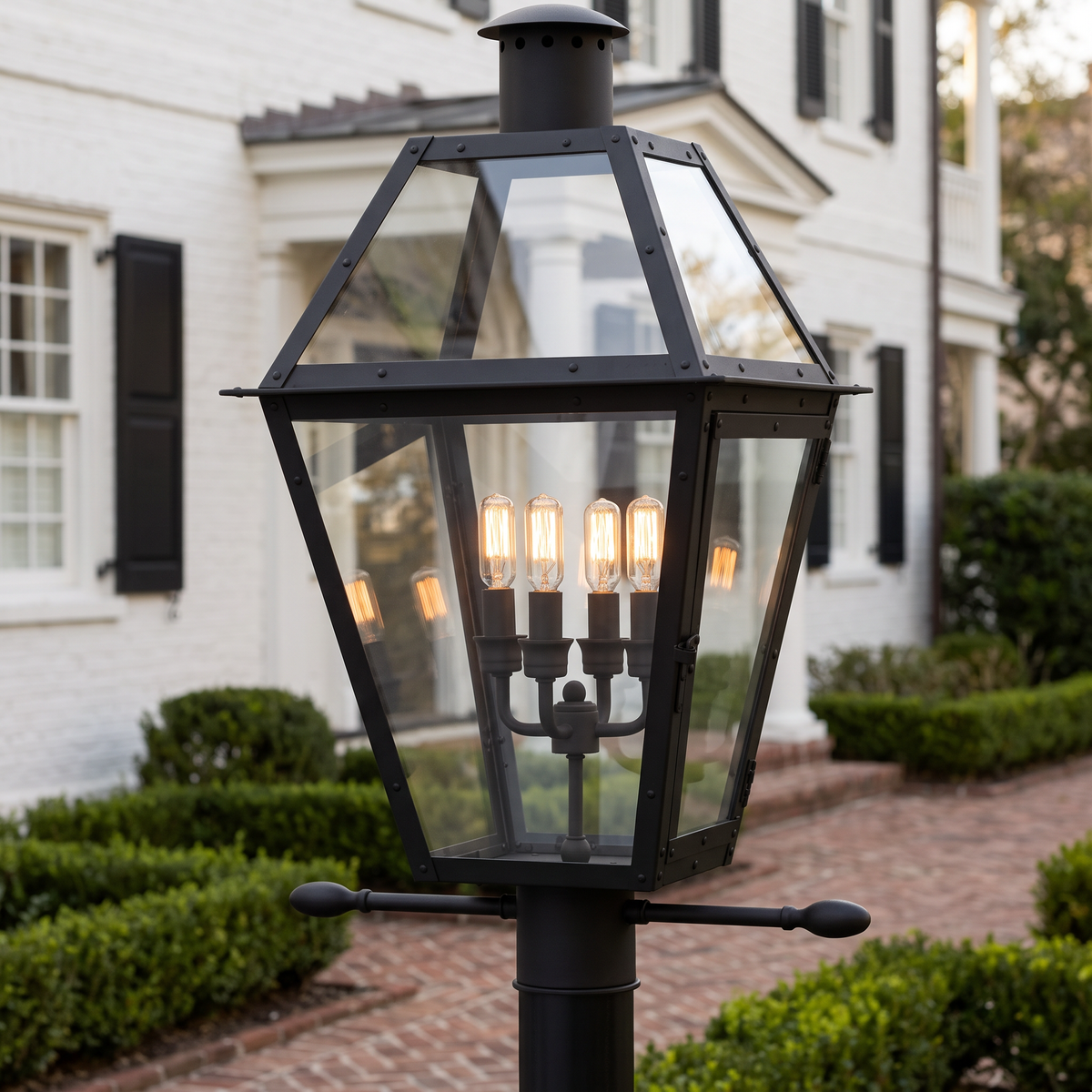 Rue De Royal Steel Post Light