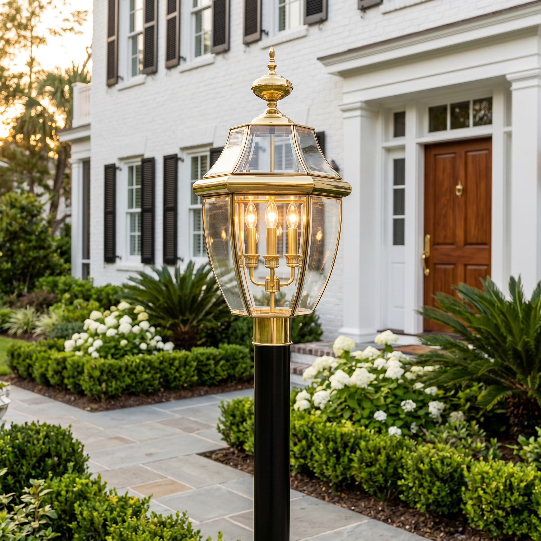 Newbury Post Light