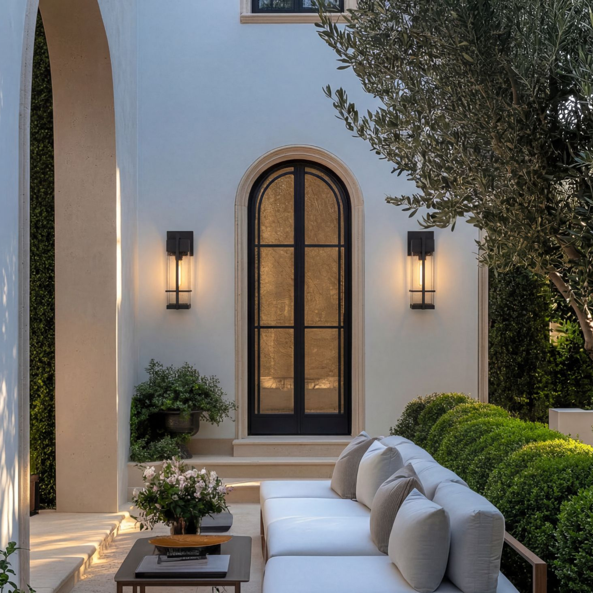 Wynn Wall Light